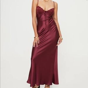 Princess Polly Burgundy Maxi ♥️